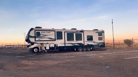Top Of The Hill RV& Boat storage LLC in Albuquerque, NM