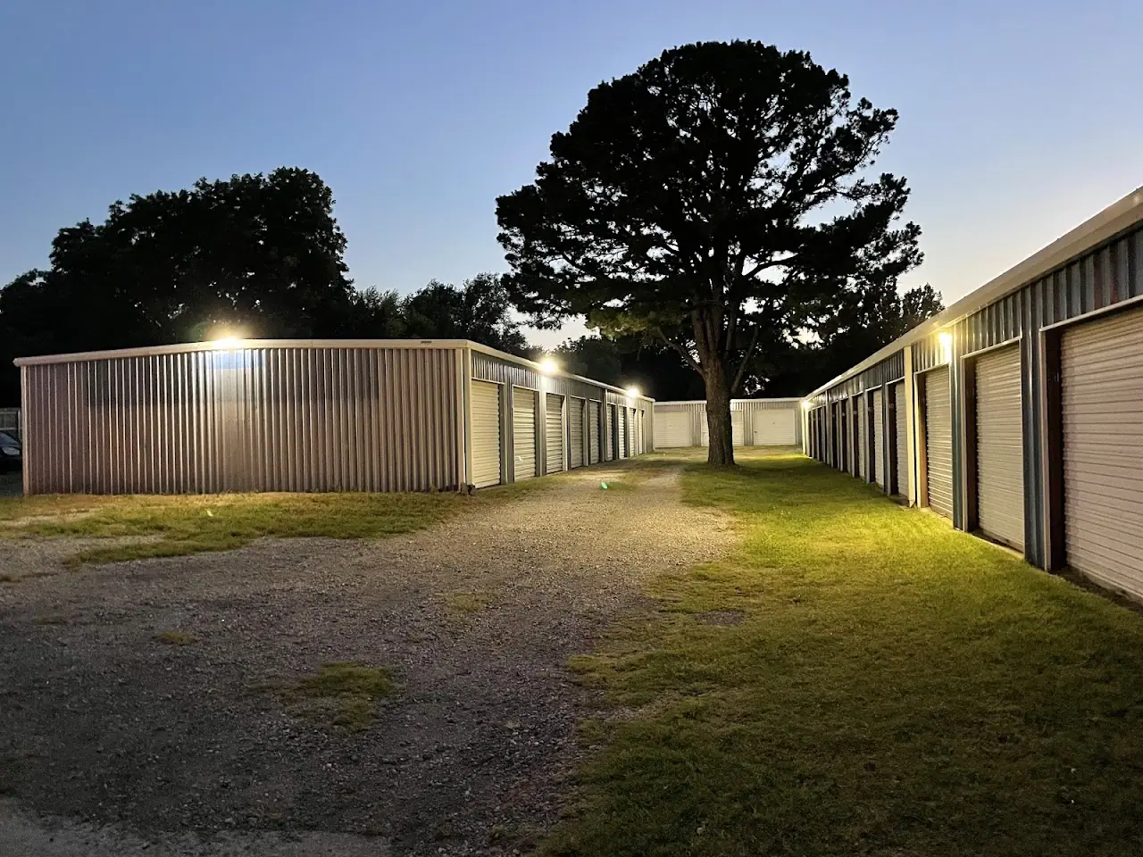 J & B Storage, LLC, RV storage in Sand Springs