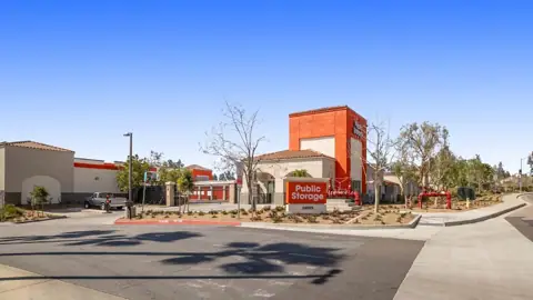Public Storage in Murrieta, CA