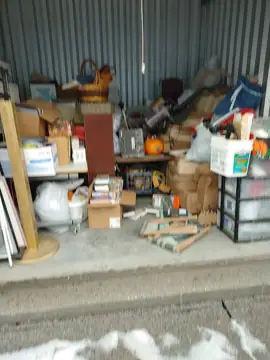 Beehive Storage photo 3