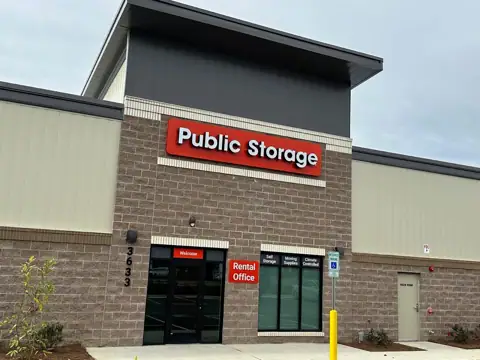 Public Storage photo 2