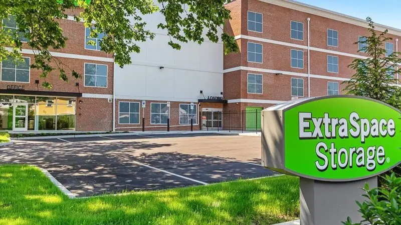Extra Space Storage, RV storage in Roslyn Heights