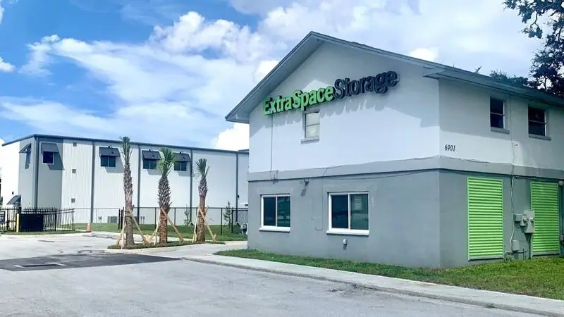 Extra Space Storage, RV storage in Pinellas Park