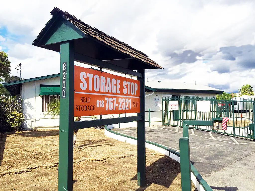 Low Cost Storage North Hollywood, RV storage in North Hollywood