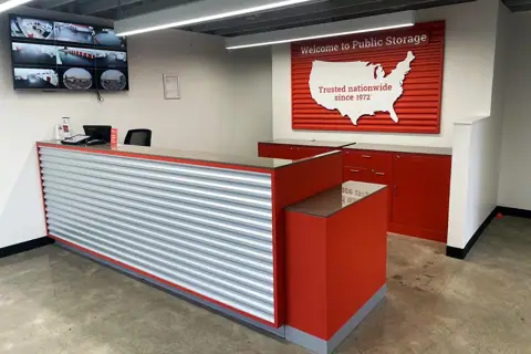 Public Storage photo 2