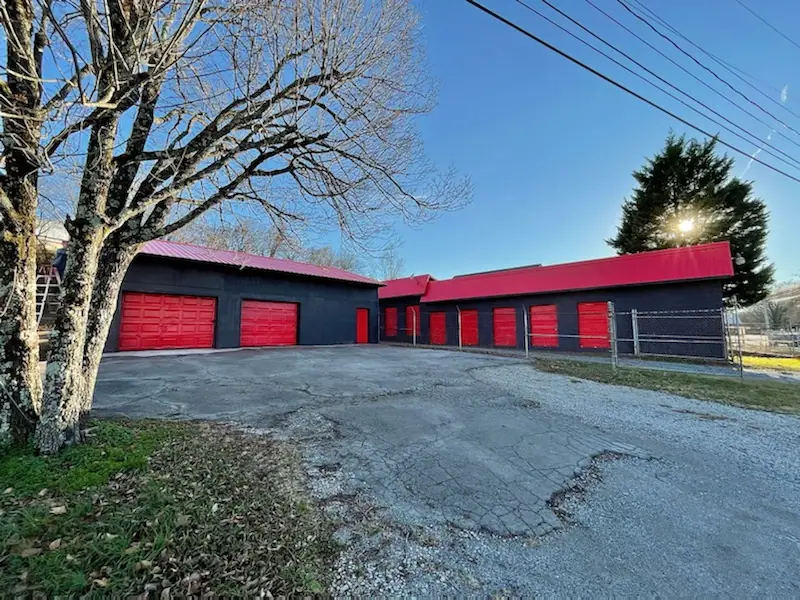 Red Shark Storage - Maryville, RV storage in Maryville