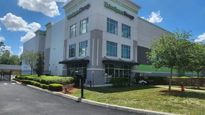 Extra Space Storage, RV storage in Wesley Chapel