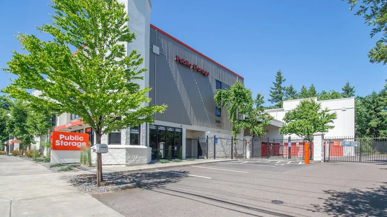Public Storage, RV storage in Portland