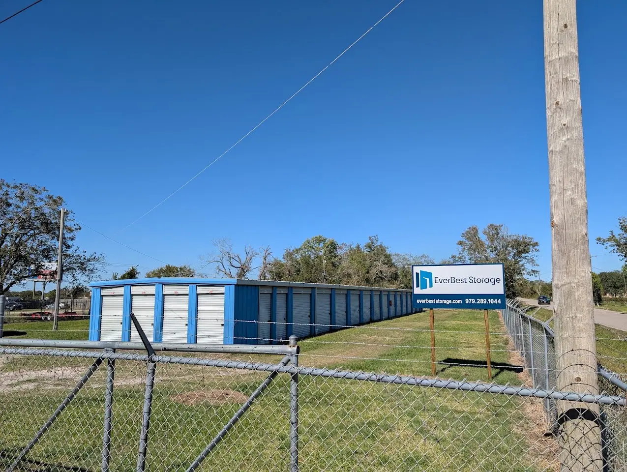 EverBest Storage, RV storage in Angleton