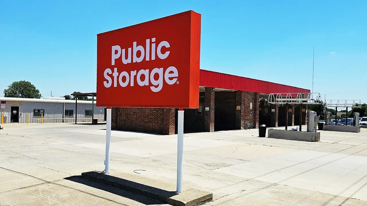 Public Storage, RV storage in Cedar Hill