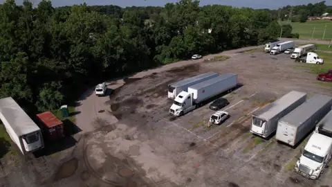 TRUX Parking photo 3
