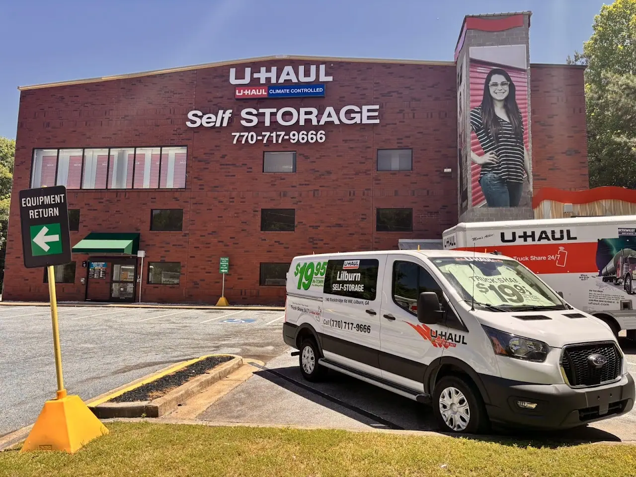Self-Storage at U-Haul, RV storage in Lilburn