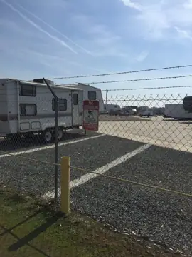 Roma Storage Facility photo 3