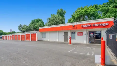 Public Storage in Portland, OR