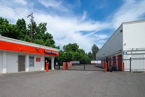 Public Storage photo 2