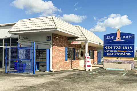 Lighthouse Self Storage - Ft Lauderdale in Oakland Park, FL