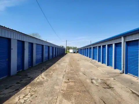 Bald Eagle Storage Units - Greenwood photo 3