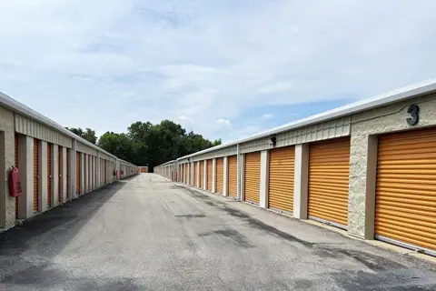 Public Storage photo 2