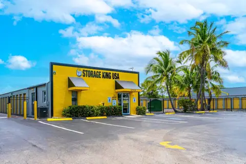 Storage King USA photo 3