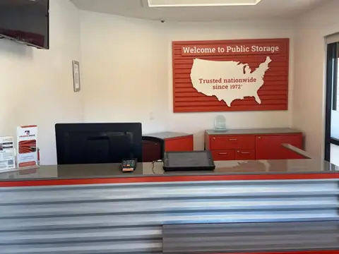 Public Storage photo 2