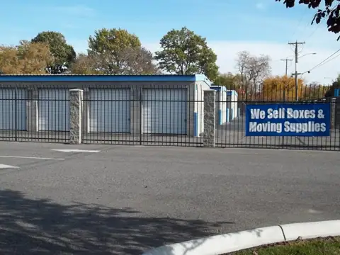 Kennewick Mini Storage in Kennewick, WA
