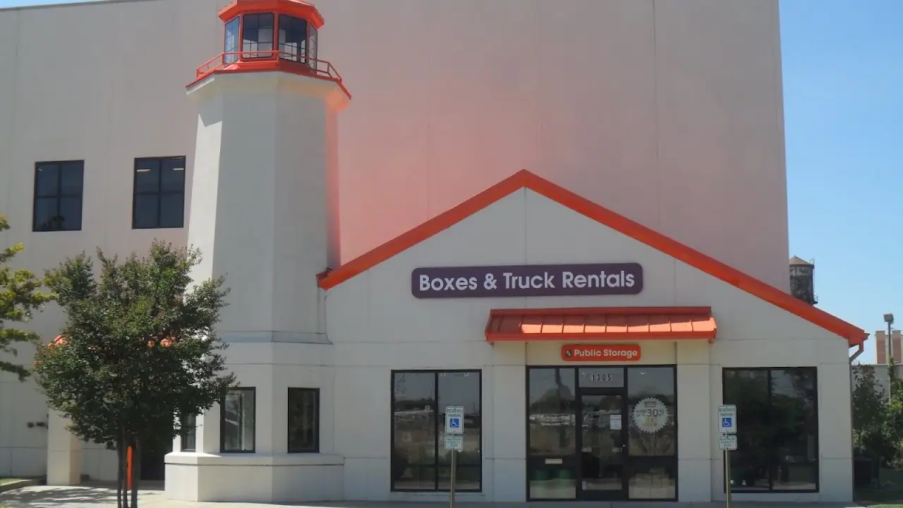 Public Storage, RV storage in Columbia