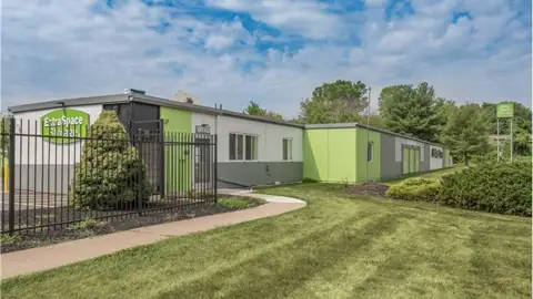 Extra Space Storage in Enfield, CT
