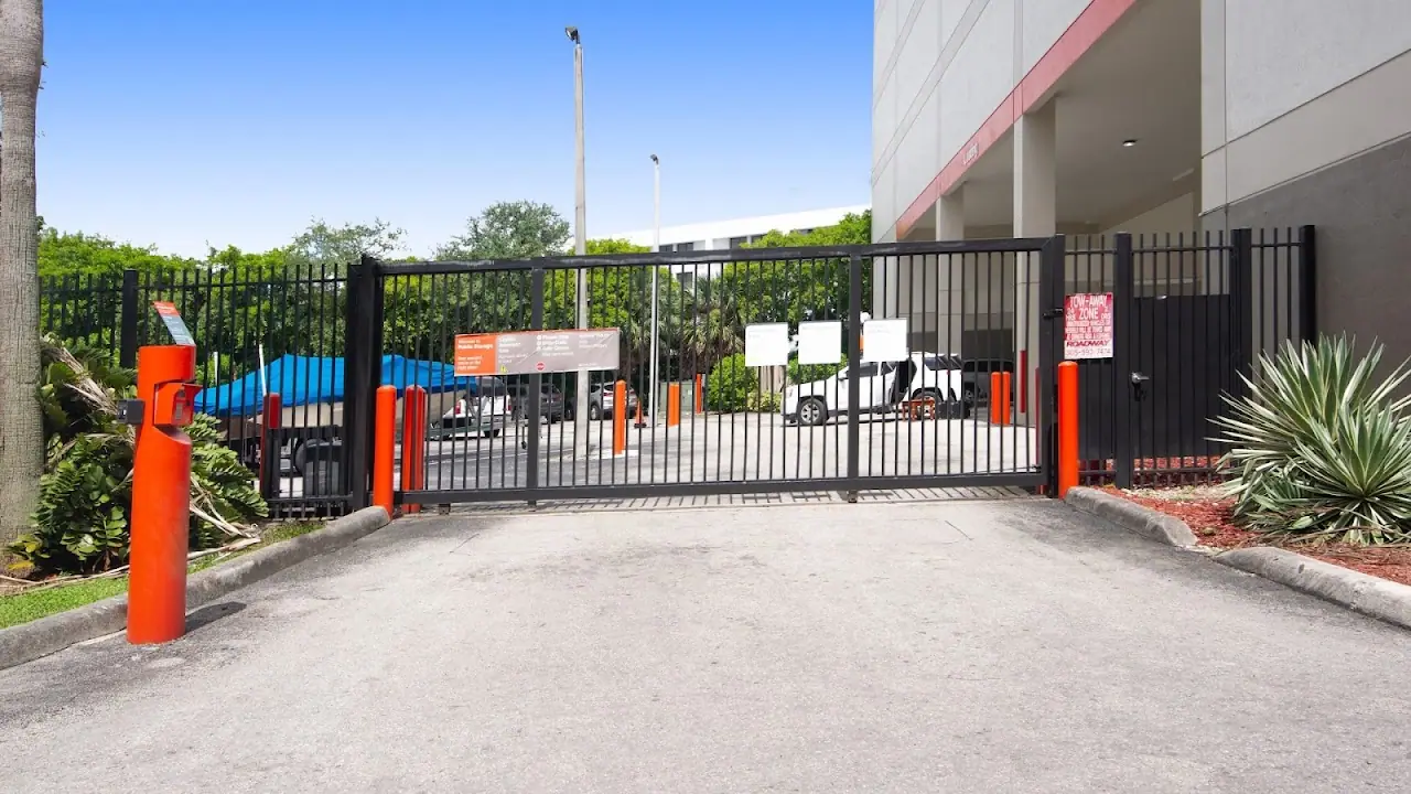 Public Storage, RV storage in Hialeah