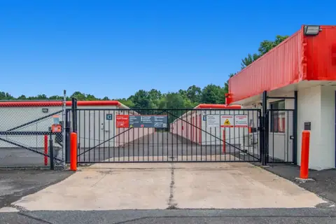 Public Storage photo 2