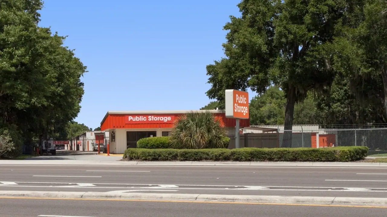 Public Storage, RV storage in Fern Park