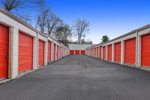 Public Storage photo 2