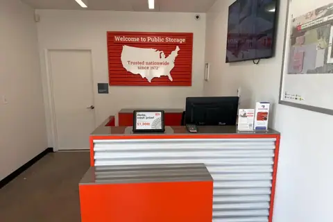 Public Storage photo 3