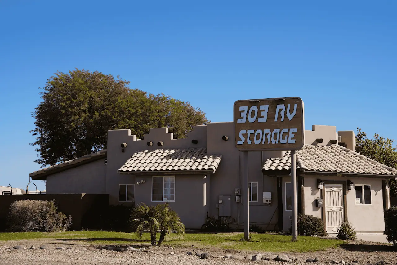 303 RV Storage, RV storage in Surprise