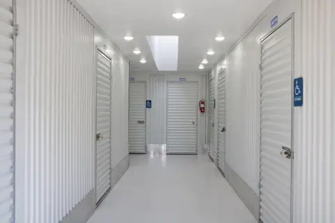 Public Storage photo 2
