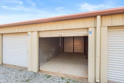 Goodfellas Storage photo 3