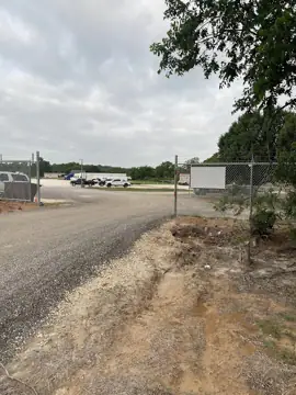 TCL TRUCK PARKING photo 3