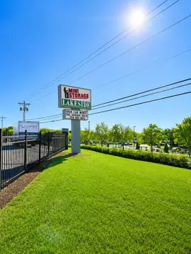 Lakeside Mini Storage in Cornelius, NC