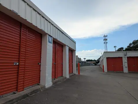 Public Storage photo 2