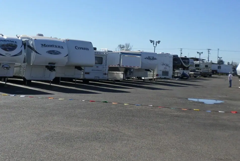 Lodi Park and Sell, RV storage in Lodi
