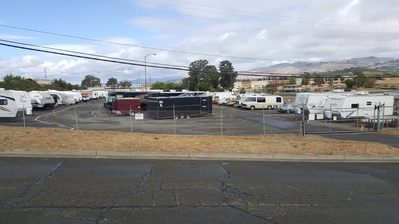 Oat Hill RV Parking, RV storage in American Canyon