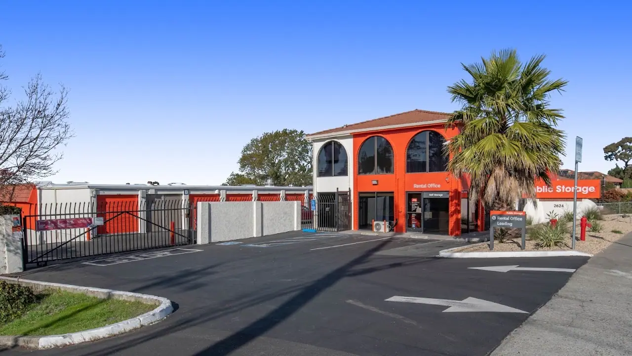 Public Storage, RV storage in Pinole