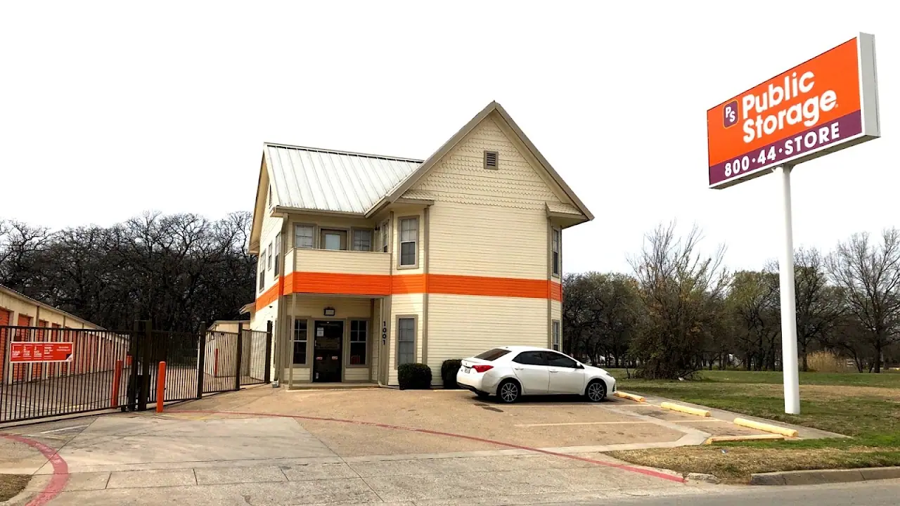 Public Storage, RV storage in Fort Worth