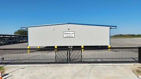 AccessI-35 storage photo 2