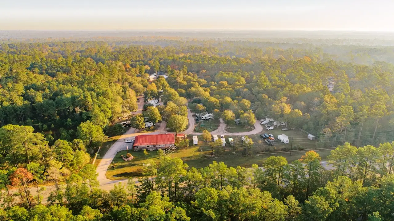 Noble Forest RV Village, RV storage in Plantersville