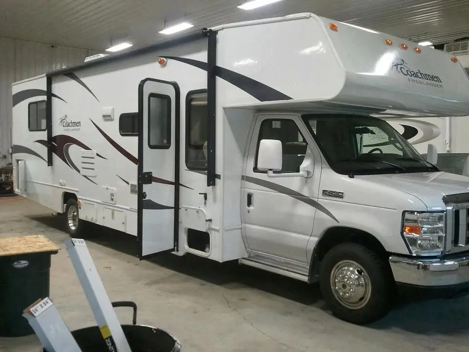 Philbrick Enterprise/The Pool and Spa Place II, RV storage in Detroit