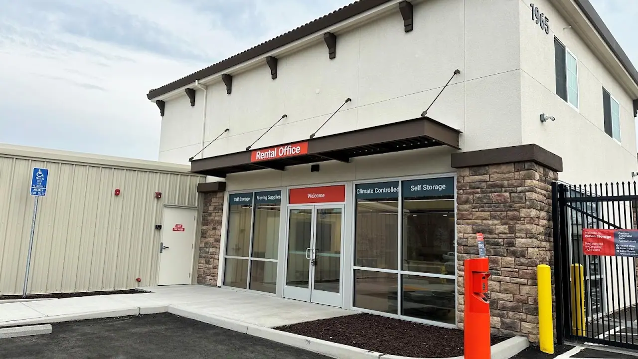 Public Storage, RV storage in Merced