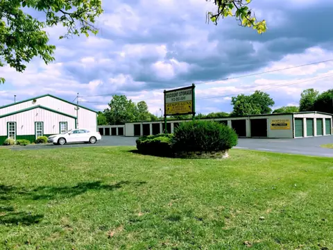 Jeffersonville & Clarksville Self Storage photo 2