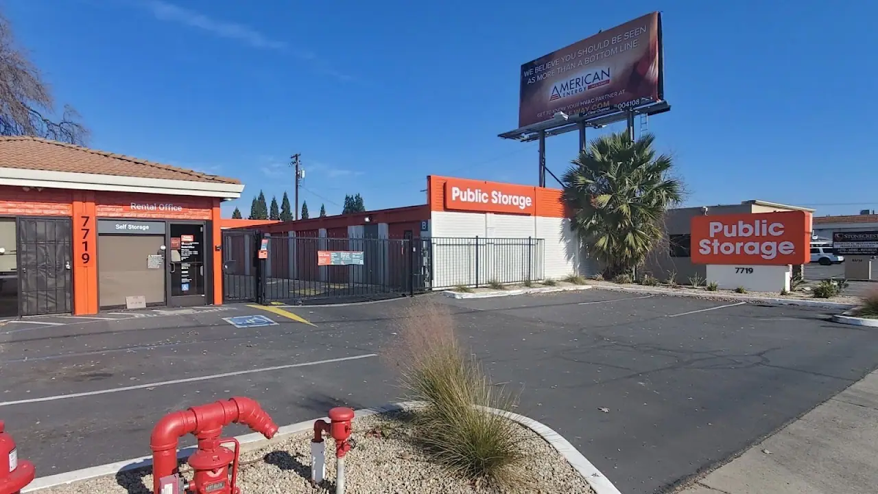 Public Storage, RV storage in Carmichael