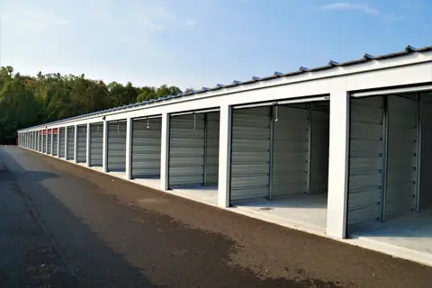 A Plus Storage photo 3