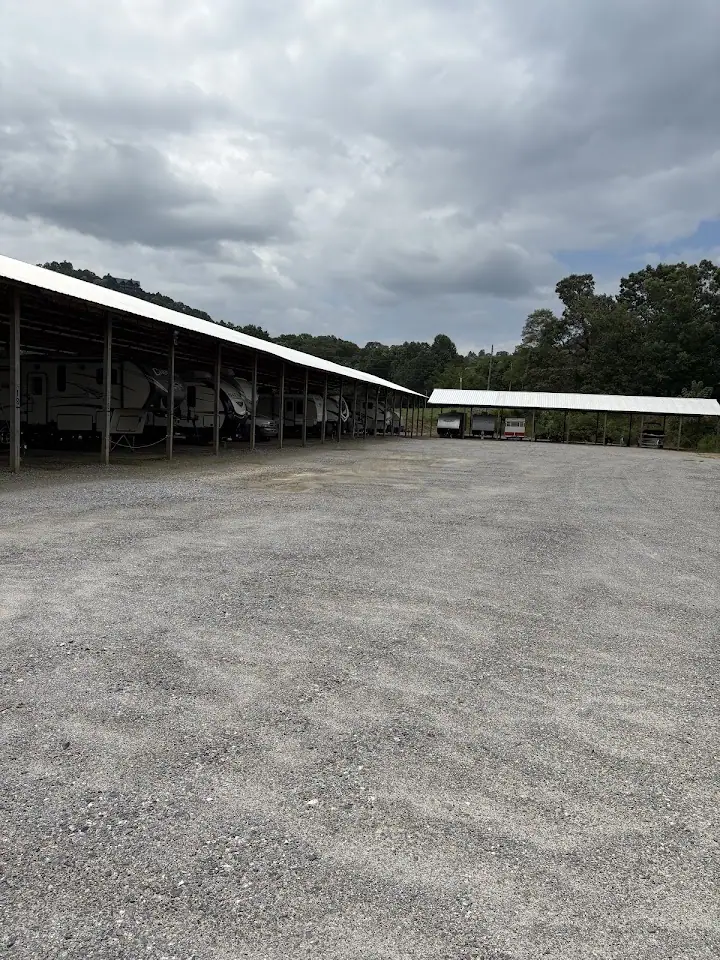 B and C Boat and RV Storage, RV storage in Young Harris